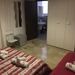 Oda ve Kahvaltı Saniela 3*
