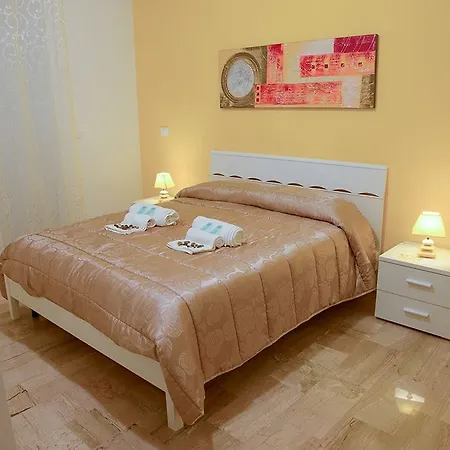 Saniela Bed & Breakfast 2*