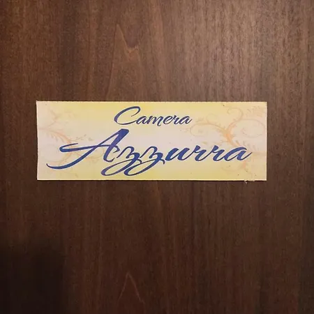 Saniela Oda ve Kahvaltı 3*